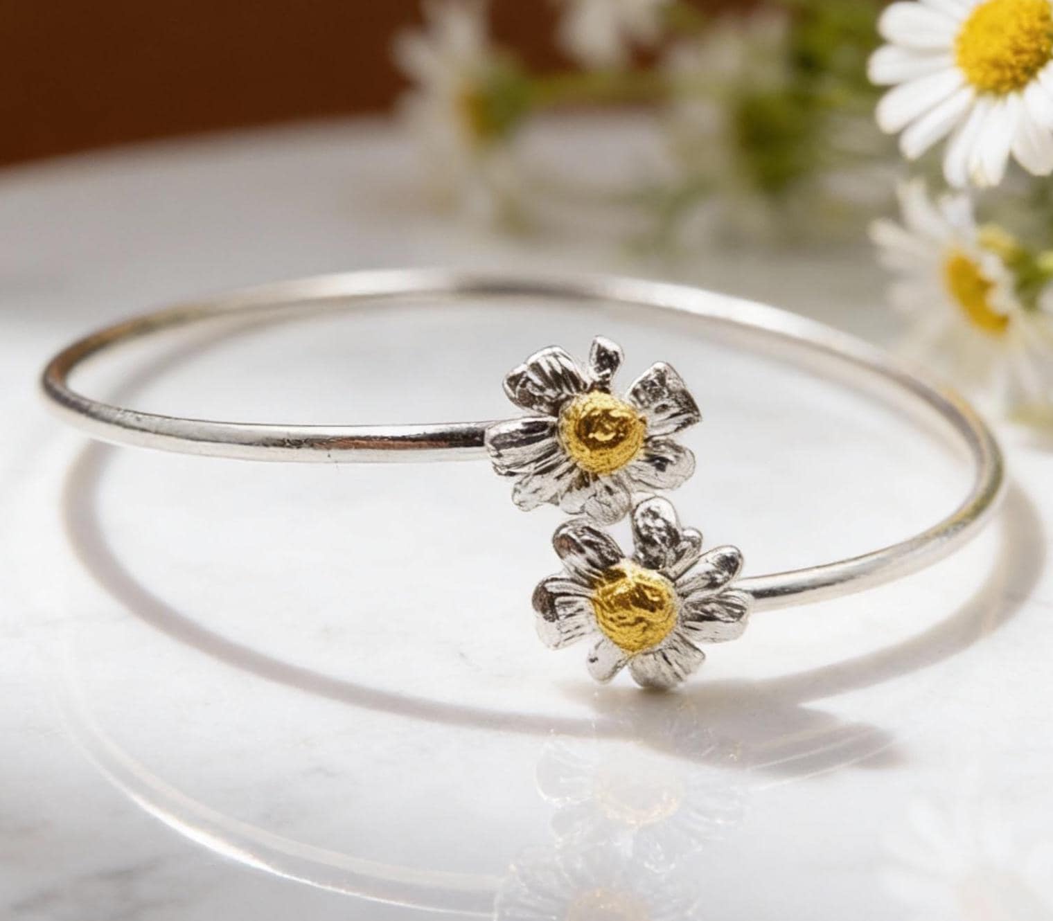 Gold Chamomile Flower Bracelet, Handmade Minimalist Jewelry, Organic Forest Cuff, Boho Gift for Protection, Sterling Silver 925
