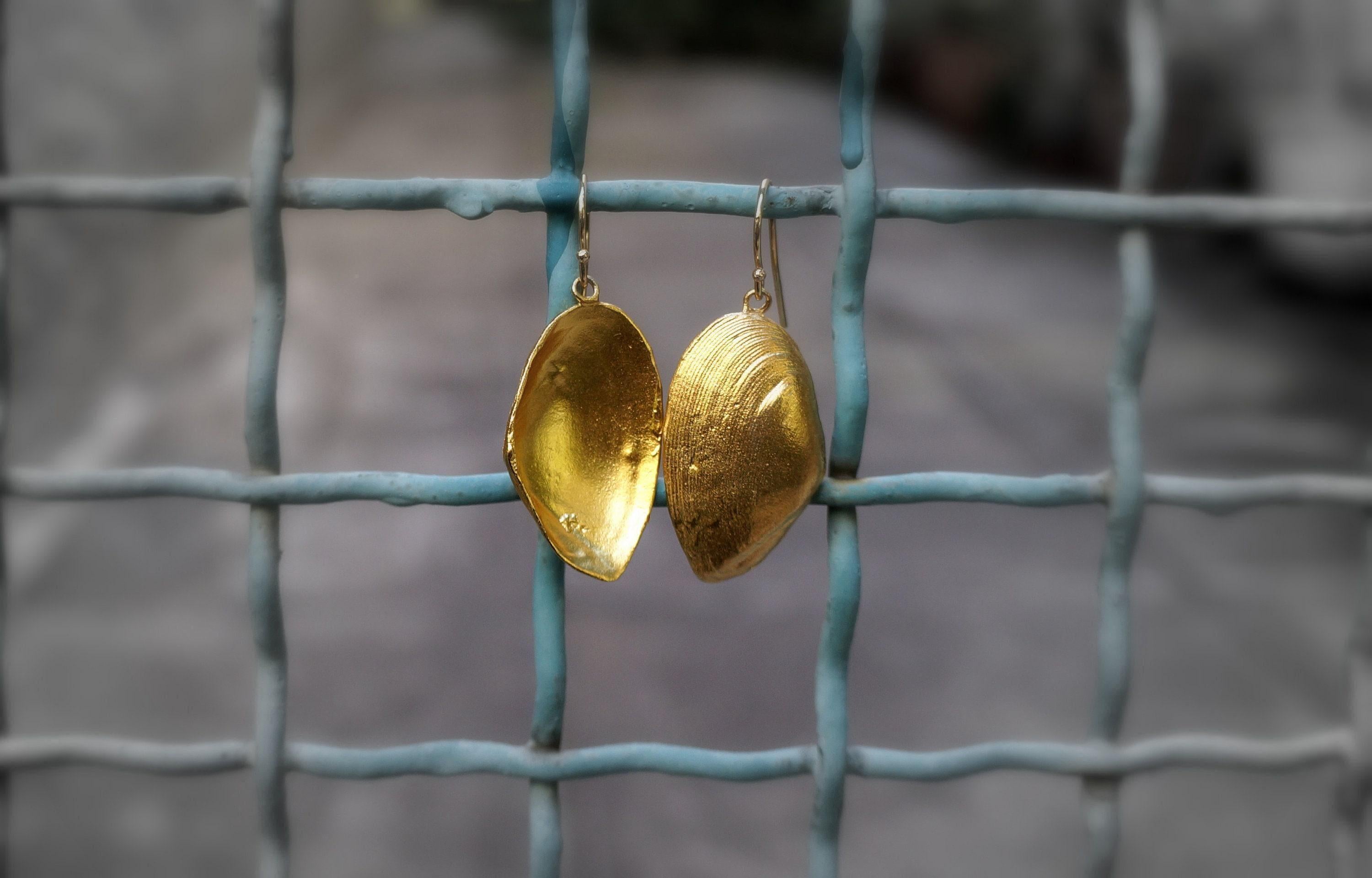 Real Clam Shell Earrings, 14K Gold Plated Brass Jewelry, Handmade Statement Jewelry Gift, Boho Birthday Gift for Women, Nature Inspired