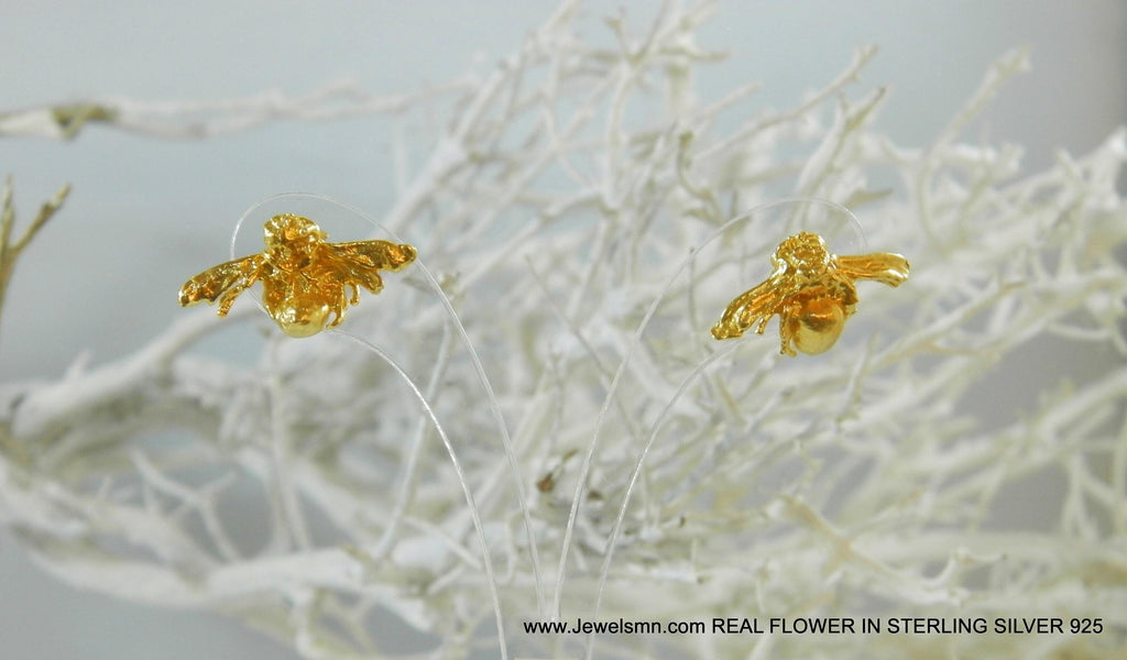 Real Bee Stud Earrings, 14K Gold Plated Brass Jewelry, Handmade Minimalist Jewelry Gift, Boho Birthday Gift for Women, Eco Fashion