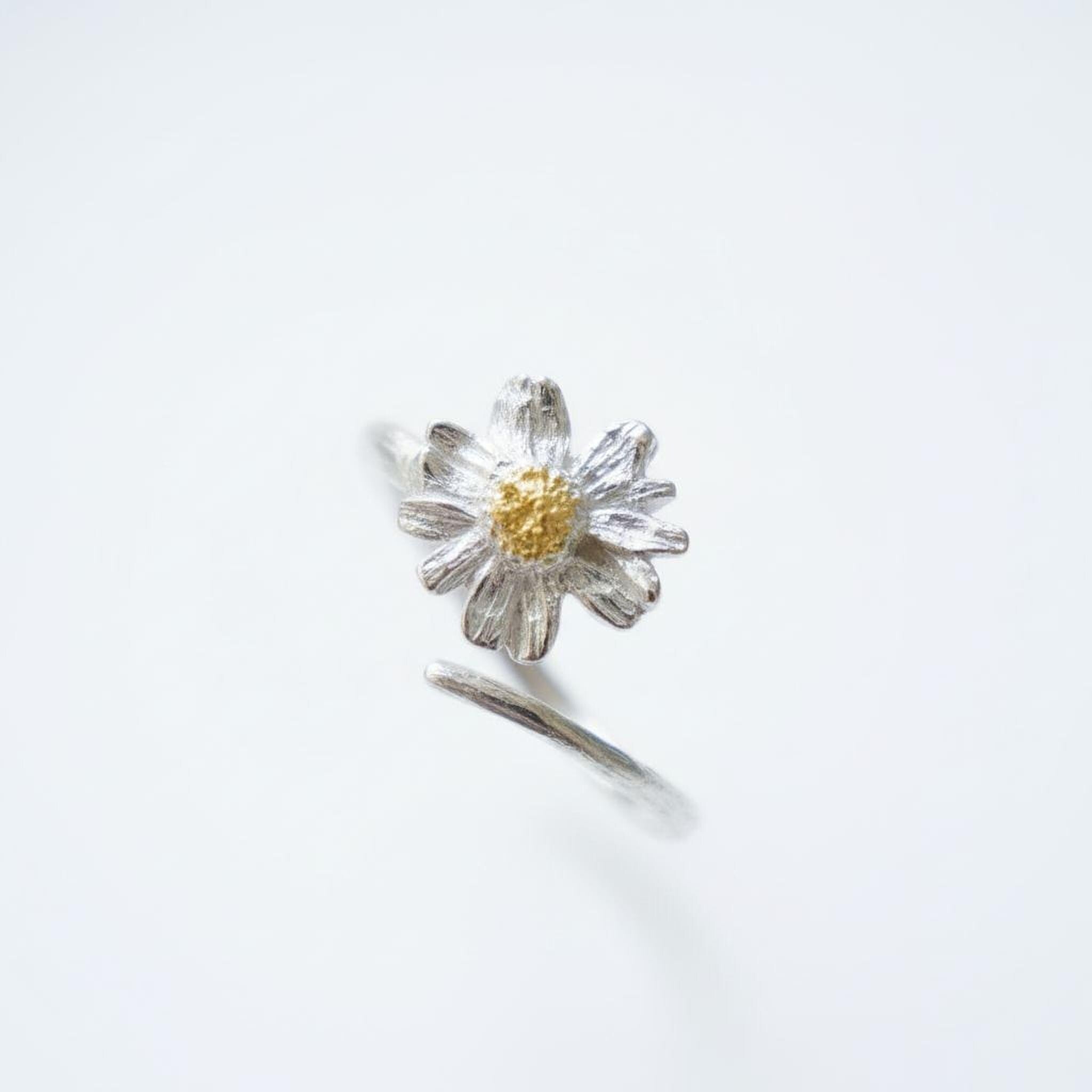 Silver Chamomile Flower Ring, Handmade Minimalist Jewelry, Botanical Band, Gift for Luck & Health, Eco Sustainable Sterling Silver 925