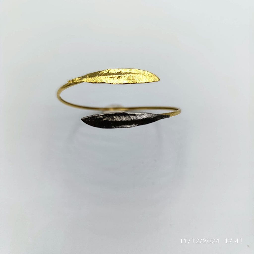 Minimalist Olive Leaves Cuff, Handmade Nature Jewelry, Symbolic Gold Bracelet, Gift for Longevity and Luck, Sterling Silver 925.
