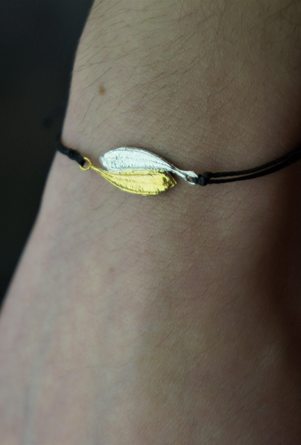 Two tones Sterling silver 925 Adjustable Woven & Braided Bracelet, made from Two real Olive leaves. Makes Yin-Yang
