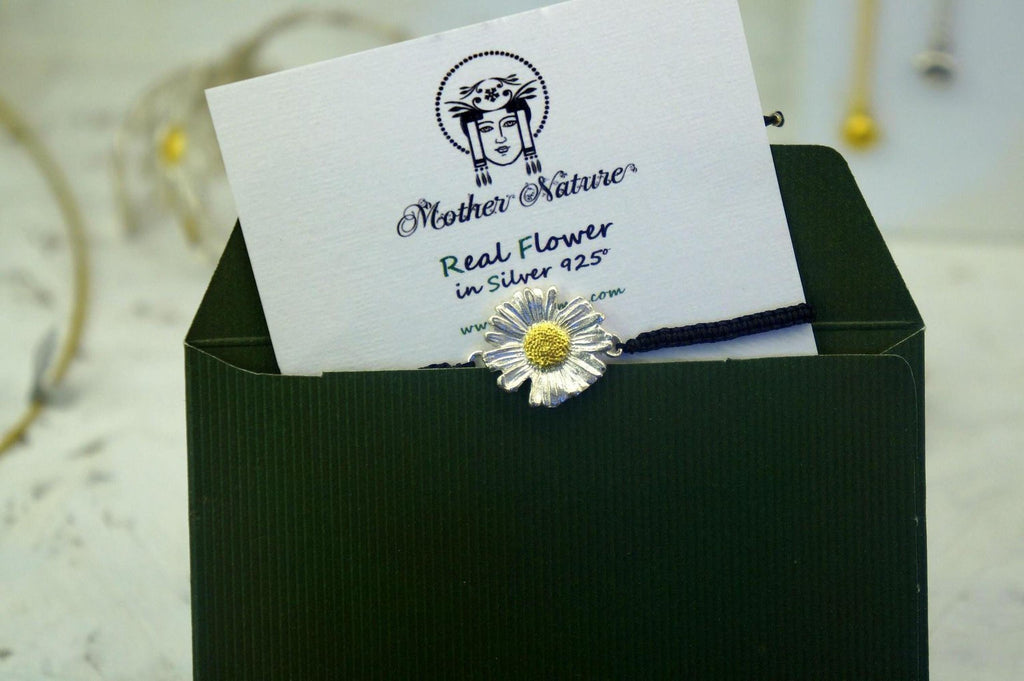 Real Chamomile Flower Bracelet, Handmade Minimalist Jewelry, Botanical Silver Charm, Gift for Luck & Protection, Sterling Silver 925
