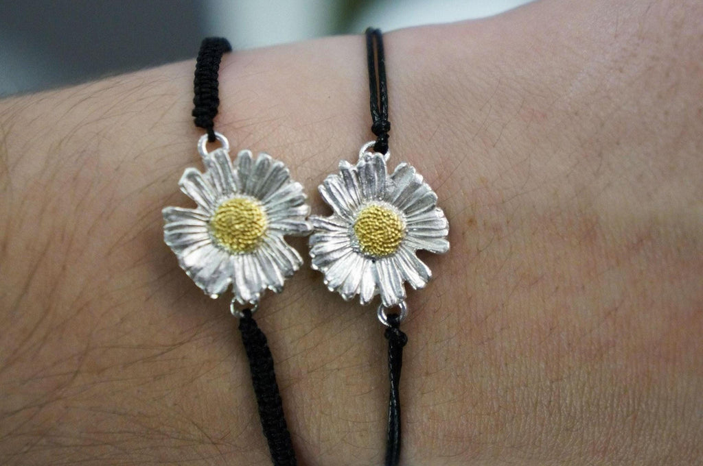 Real Chamomile Flower Bracelet, Handmade Minimalist Jewelry, Botanical Silver Charm, Gift for Luck & Protection, Sterling Silver 925