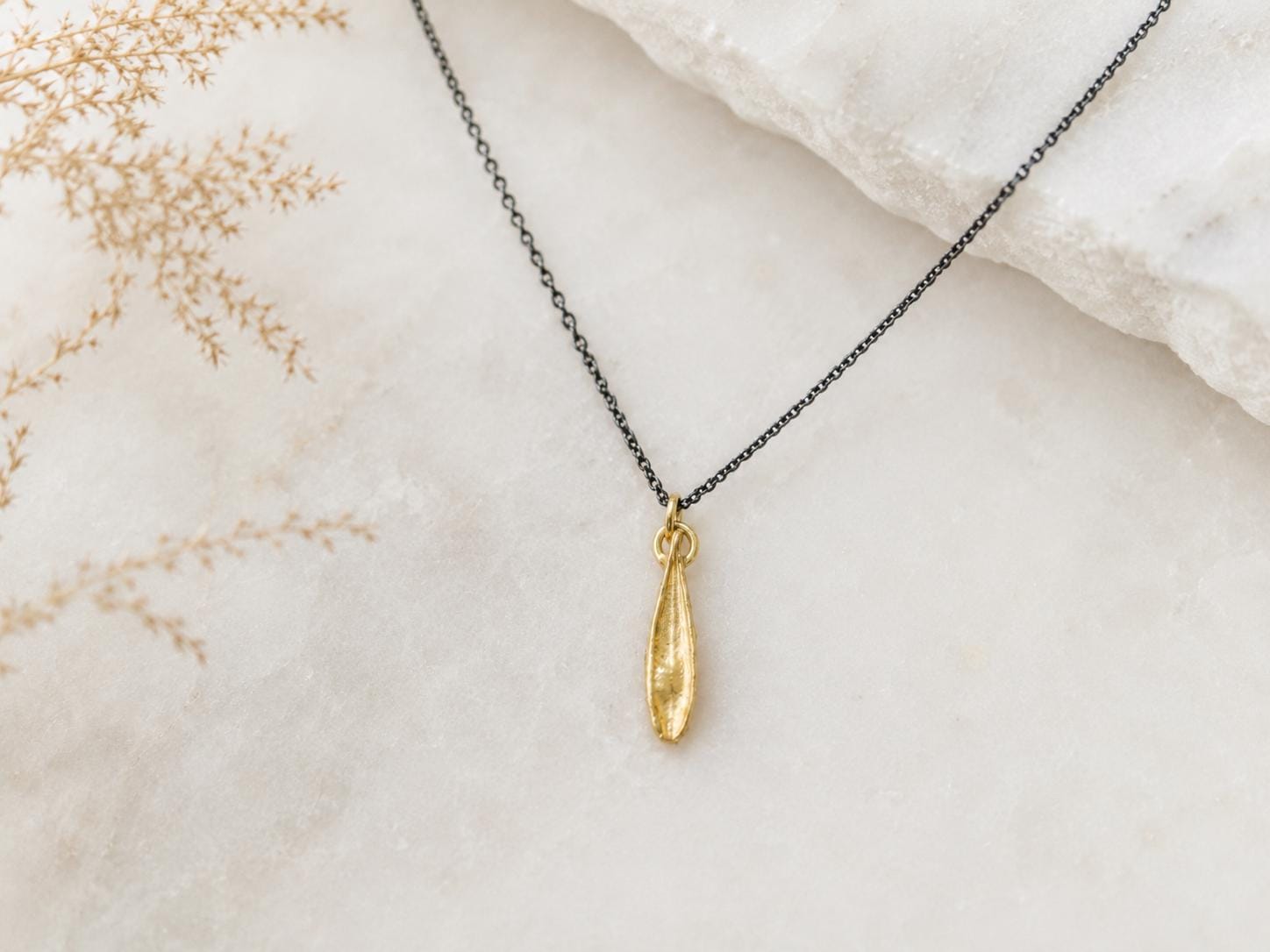 Real Olive Leaf Gold Necklace, Handmade Nature-Inspired Jewelry, Organic Tree Pendant, Gift for Luck & Success, Sterling Silver 925