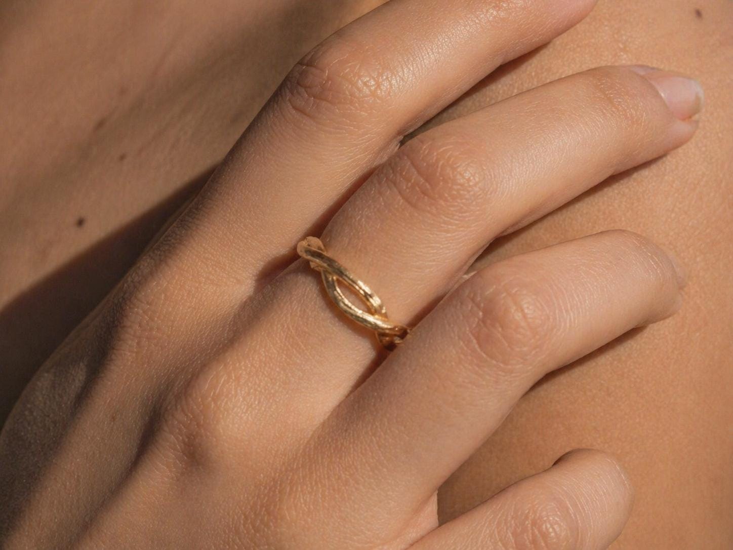 Solid Gold Olive Twig Ring, Handmade Minimalist Jewelry, Dainty Tree Band, Nature's Gift for Victory & Health, Eco Sustainable, Real Gold