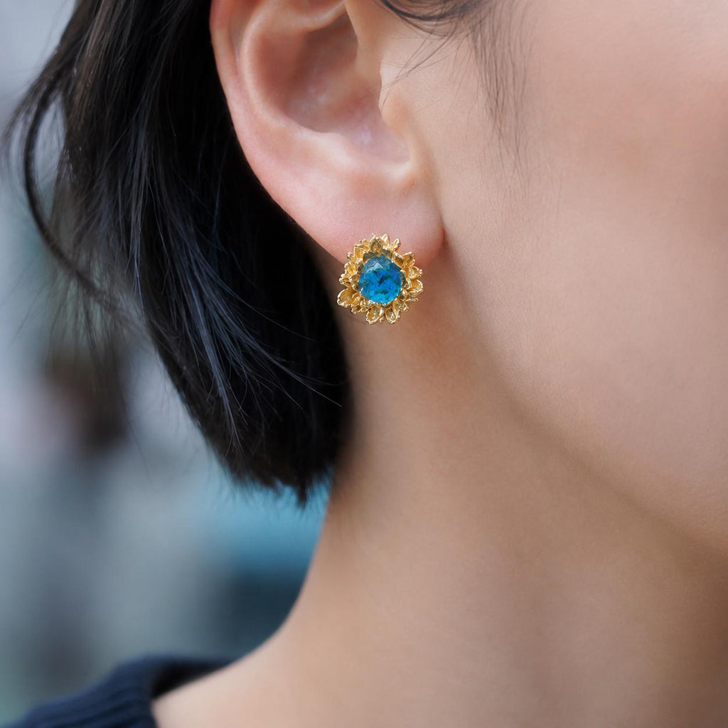 Sterling Silver 925, Venetian Raw Murano Sky Blue Εarrings - Daisy is a symbol tenacity, Patience and Life Force.