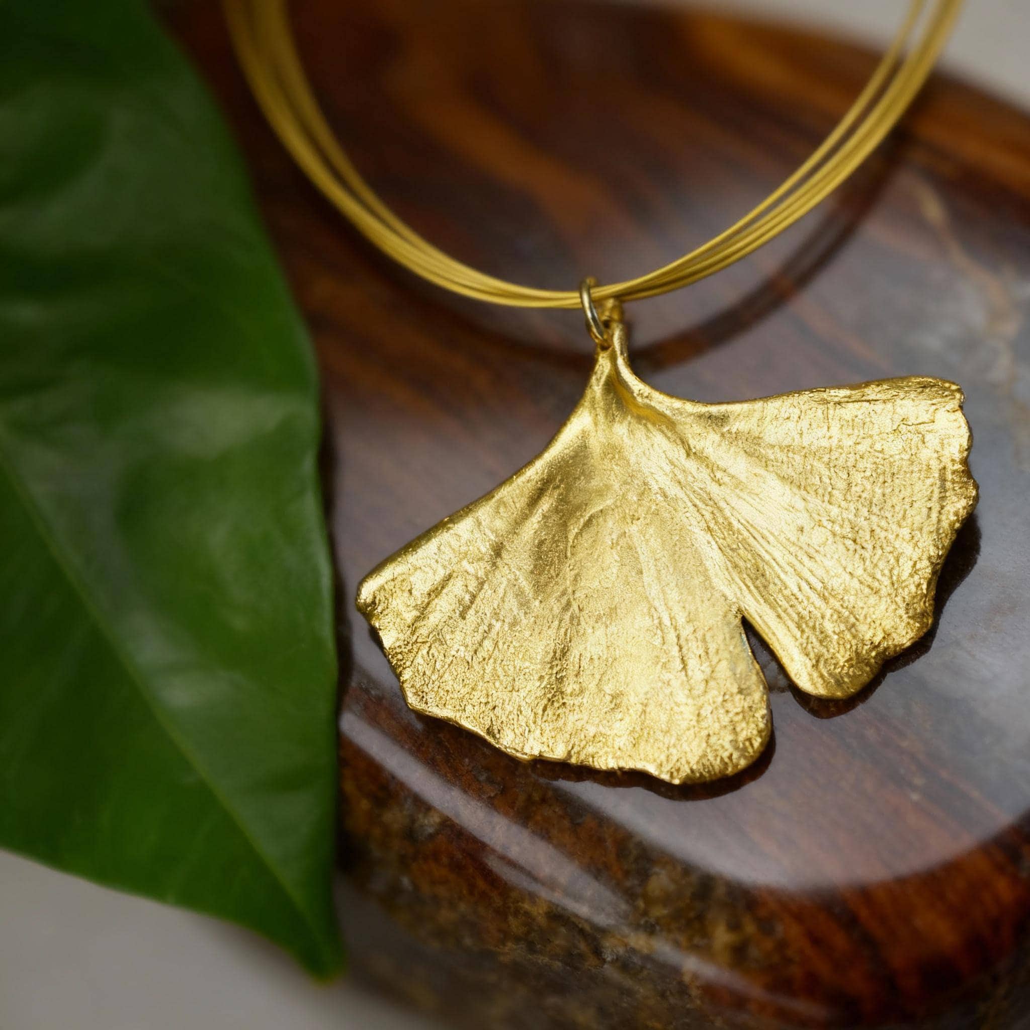 Real Ginkgo Biloba Leaf Necklace, 14K Gold Plated Brass Pendant, Handmade Jewelry Gift for Her, Birthday Gift for Women, Nature-Inspired